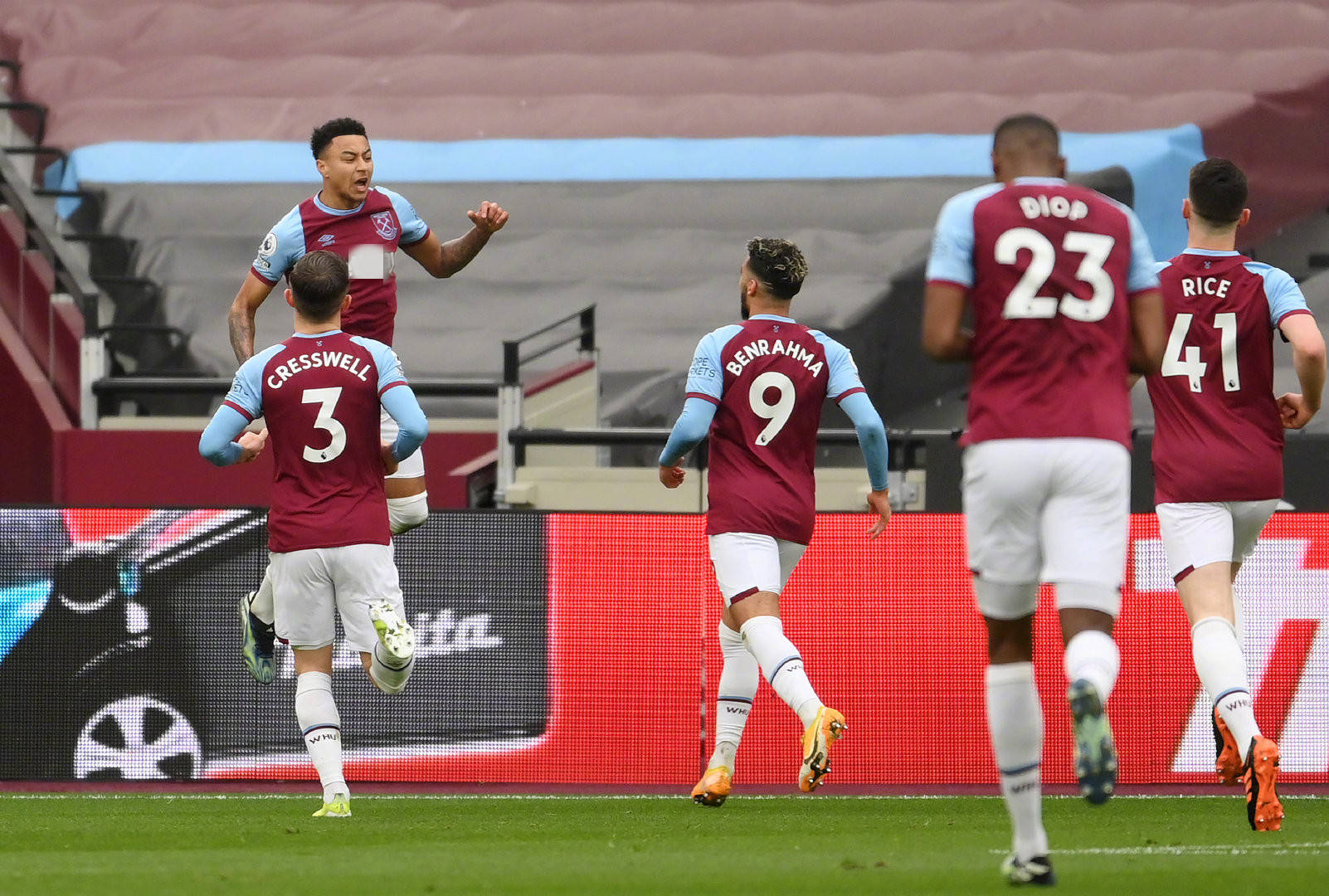 了与球员 了与球员